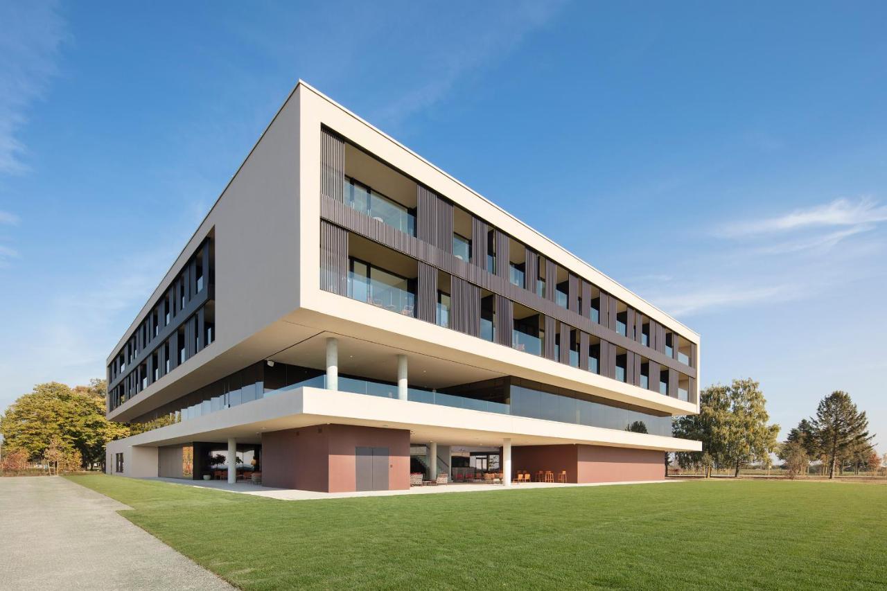 אוסילק Hotel Materra מראה חיצוני תמונה